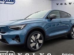 Fjord blue metallic Gebraucht 2024 Volvo EC40 Plus SUV | 68.990 €