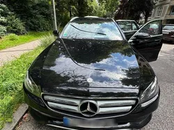 Schwarz Gebraucht 2017 Mercedes E200 Kombi | 17.999 € (Fairer Preis)