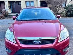 Rot Gebraucht 2008 Ford Focus Kombi | 1.600 € (Guter Preis)