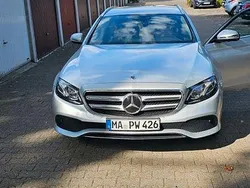 Silber Gebraucht 2017 Mercedes E220 Kombi | 18.700 € (Superpreis)