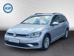 Reflexsilber metallic Gebraucht 2018 VW Golf VII Trendline Kombi | 8.999 € (Etwas zu teuer)