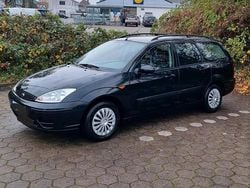 Schwarz Gebraucht 2002 Ford Focus Kombi | 300 € (Superpreis)