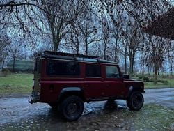 Rot Gebraucht 2005 Land Rover Defender SUV | 29.995 €