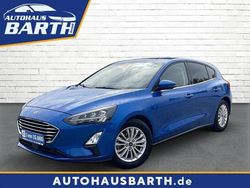 Blau Gebraucht 2020 Ford Focus Titanium Limousine | 18.890 € (Fairer Preis)