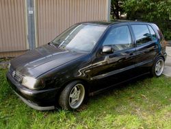 Schwarz Gebraucht 1996 VW Polo Basis Limousine | 3.399 €