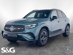 Metalliclack verdesilber Gebraucht 2024 Mercedes GLC300e AMG SUV | 64.977 € (Etwas zu teuer)