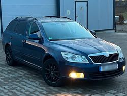 Blau Gebraucht 2010 Skoda Octavia Kombi | 3.800 € (Superpreis)