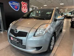 Silber Gebraucht 2007 Toyota Yaris Sol Limousine | 5.900 € (Fairer Preis)