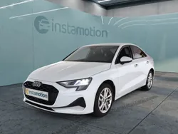 Weiß Gebraucht 2024 Audi A3 Advanced Plus Limousine | 32.640 €