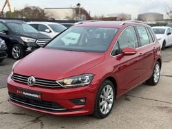 Rot Gebraucht 2015 VW Golf Sportsvan Highline Van / Kleinbus | 14.000 € (Guter Preis)
