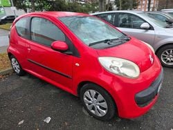 Rot Gebraucht 2006 Citroën C1 Kleinwagen | 900 € (Superpreis)
