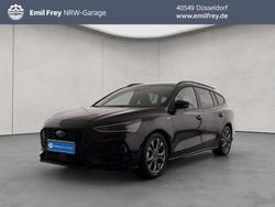 Agate black metallic Gebraucht 2024 Ford Focus ST-Line Kombi | 22.380 € (Guter Preis)