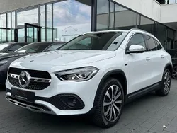 Weiß Gebraucht 2020 Mercedes GLA250 Progressive SUV | 30.890 € (Guter Preis)