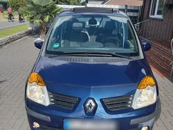 Blau Gebraucht 2006 Renault Modus Van / Kleinbus | 1.850 € (Fairer Preis)