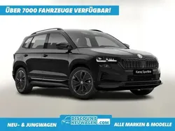 Blackmagic perleffekt Neu 2025 Skoda Karoq SportLine SUV | 36.378 € (Guter Preis)