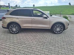 Bronze Gebraucht 2016 Porsche Cayenne S SUV | 35.900 € (Guter Preis)