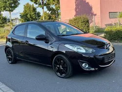 Schwarz Gebraucht 2011 Mazda 2 Active Kleinwagen | 4.800 € (Fairer Preis)