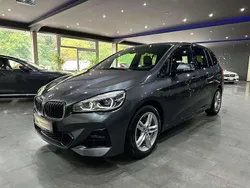 Mineralgrau metallic Gebraucht 2022 BMW 218 M Sport Van / Kleinbus | 21.890 € (Superpreis)