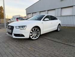 Weiß Gebraucht 2012 Audi A5 Limousine | 10.700 € (Guter Preis)