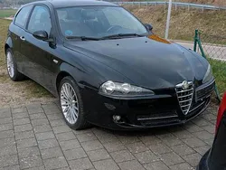Schwarz Gebraucht 2006 Alfa Romeo 147 Kleinwagen | 1.750 € (Fairer Preis)