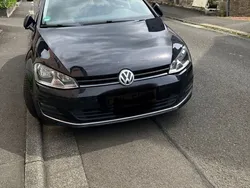 Schwarz Gebraucht 2016 VW Golf VII Allstar Limousine | 11.321 € (Etwas zu teuer)