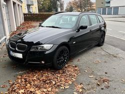 Schwarz Gebraucht 2011 BMW 330 Kombi | 7.500 € (Fairer Preis)