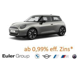 Silber Gebraucht 2024 Mini Cooper Favoured Kleinwagen | 29.975 € (Fairer Preis)