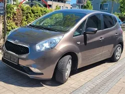 Braun Gebraucht 2015 Kia Venga DREAM-TEAM Edition Kleinwagen | 7.200 € (Guter Preis)