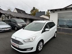 Weiß Gebraucht 2015 Ford Grand C-Max Titanium Van / Kleinbus | 10.890 € (Guter Preis)