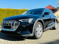 Schwarz Gebraucht 2020 Audi e-tron SUV | 25.900 € (Guter Preis)