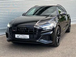 Orcaschwarz metallic Gebraucht 2020 Audi SQ8 Sport SUV | 74.940 € (Etwas zu teuer)