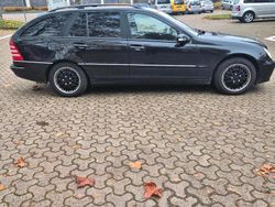 Schwarz Gebraucht 2005 Mercedes C200 Kombi | 3.999 € (Etwas zu teuer)