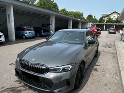 Grau Gebraucht 2023 BMW 330e Performance Limousine | 44.900 € (Etwas zu teuer)