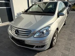 Grau Gebraucht 2006 Mercedes B170 Van / Kleinbus | 4.000 € (Fairer Preis)