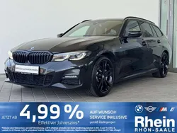 Black sapphire metallic (metallic) Gebraucht 2022 BMW 330 Sport Line Kombi | 35.440 € (Teuer)