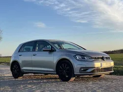Grau Gebraucht 2017 VW Golf VII Sound Kleinwagen | 12.000 € (Guter Preis)