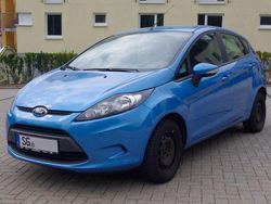 Blau Gebraucht 2010 Ford Fiesta Trend Limousine | 3.890 € (Fairer Preis)