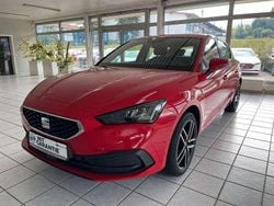 Rojo emocion Gebraucht 2020 Seat Leon Style Kleinwagen | 17.999 € (Guter Preis)