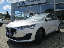 Silber Gebraucht 2023 Ford Focus Titanium Limousine | 19.500 € (Guter Preis)