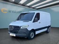 Weiß Gebraucht 2021 Mercedes Sprinter Van | 30.599 € (Etwas zu teuer)