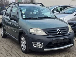 Grün Gebraucht 2007 Citroën C3 Kleinwagen | 1.490 € (Teuer)