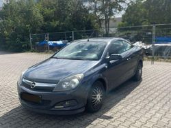 Blau Gebraucht 2007 Opel Astra Cabriolet Cosmo Cabrio | 1.500 € (Fairer Preis)