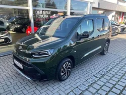 Grünmet. Gebraucht 2024 Toyota Proace Verso City Kombi | 29.999 € (Guter Preis)