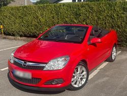 Rot Gebraucht 2008 Opel Astra Cabriolet Cabrio | 3.450 € (Etwas zu teuer)