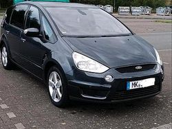 Grau Gebraucht 2010 Ford S-MAX S Van / Kleinbus | 4.800 € (Etwas zu teuer)