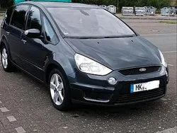 Grau Gebraucht 2010 Ford S-MAX S Van / Kleinbus | 5.200 € (Teuer)