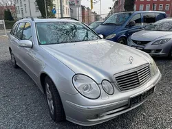 Silber Gebraucht 2003 Mercedes E220 Elegance Kombi | 1.300 € (Superpreis)