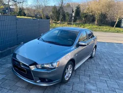 Grau Gebraucht 2014 Mitsubishi Lancer Limousine | 7.600 € (Etwas zu teuer)