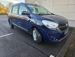 Blau Gebraucht 2020 Dacia Lodgy Comfort Van / Kleinbus | 8.800 € (Guter Preis)