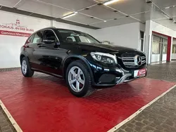 Schwarz unilack Gebraucht 2015 Mercedes GLC220 SUV | 23.799 € (Fairer Preis)